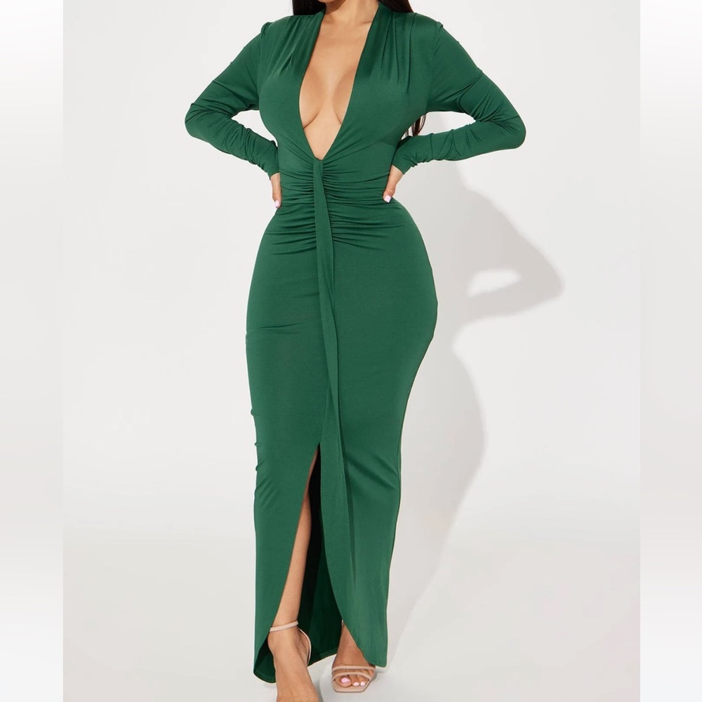 Fashion Nova Green Deep V Ruched Long Sleeve Maxi w/ Front Slit Size L